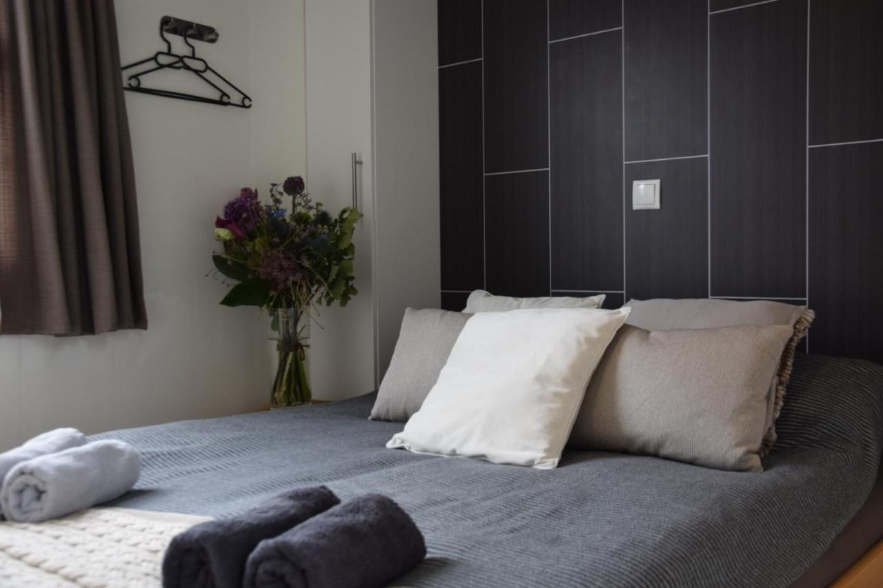 30 # Hygiene # Airport Eindhoven # Airco # Bosrijk # Hiking & Biking # Efteling # Safaripark Chalet