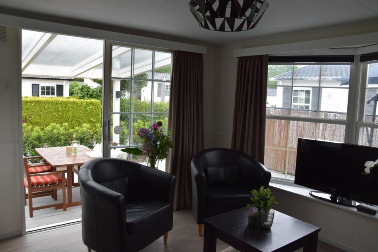 30 # Hygiene # Airport Eindhoven # Airco # Bosrijk # Hiking & Biking # Efteling # Safaripark Chalet